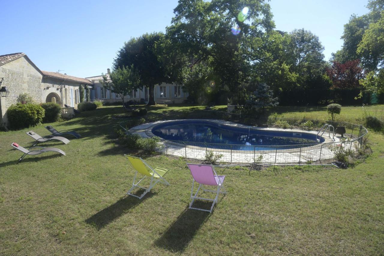 Chateau Rosemont - Grande Maison Familiale Campagne Dans Le Medoc Avec Piscine Et Tennis A 15 Mn Bordeaux Labarde Dış mekan fotoğraf